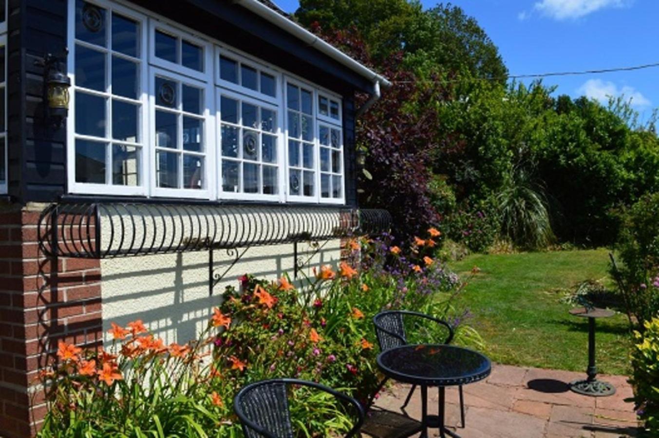 Burleigh House , A Cosy Retreat In Agatha Christie'S Hometown Torquay Bagian luar foto